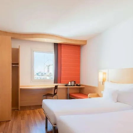 Hotel Comfort Centre 3*