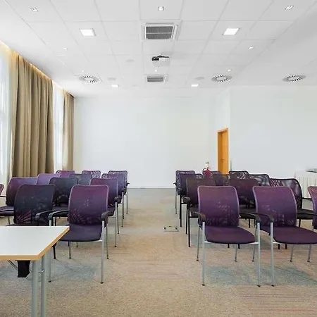 Hotel Comfort Centre 3*