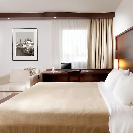 Comfort Centre Hotel 3*