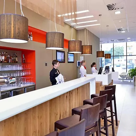 Hotel Comfort Centre 3*