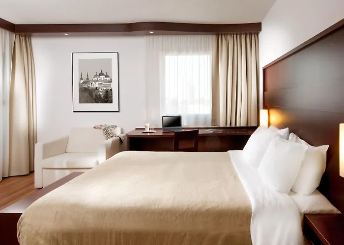 Comfort Centre Hotel 3*