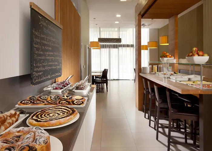 Hotel Comfort Centre 3*