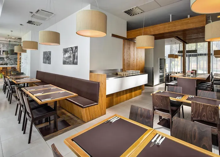 Comfort Centre Hotel 3*