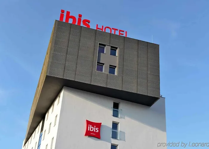 Comfort Centre Hotel 3*